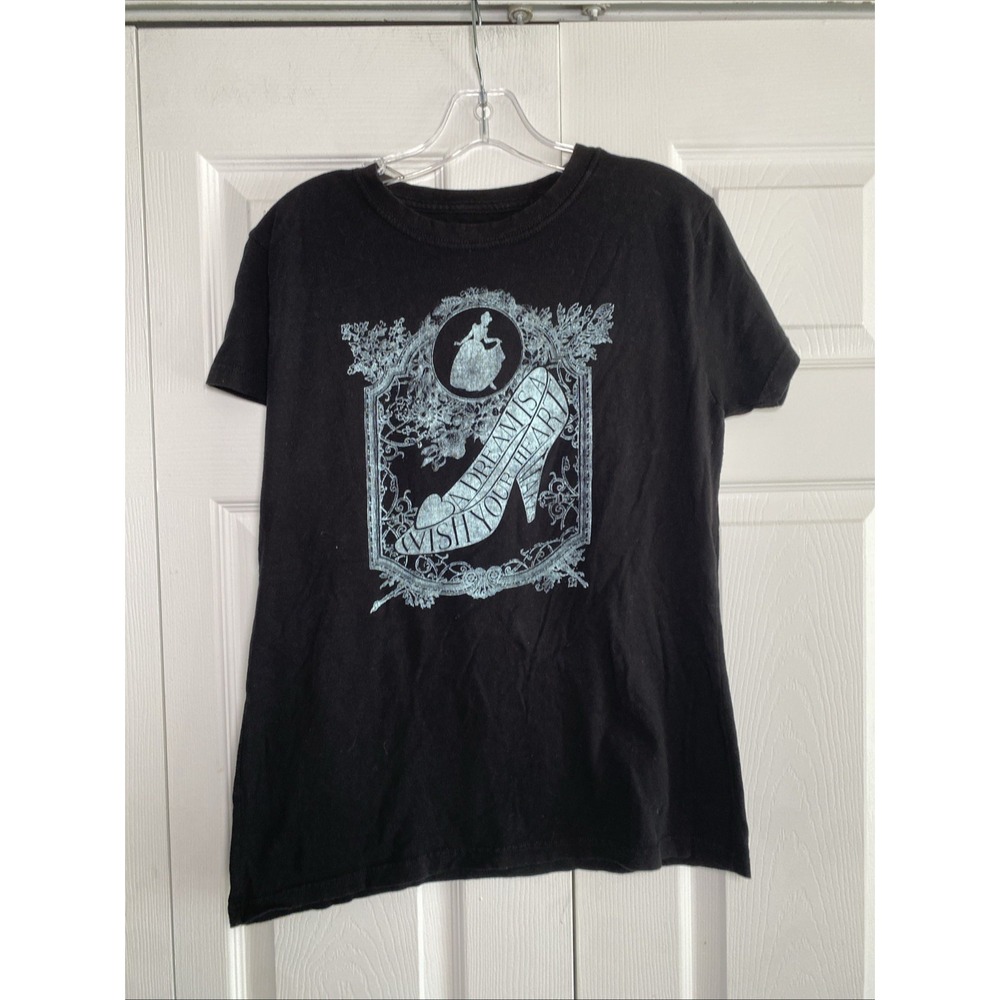 Disney Cinderella Graphic Tee Womens Size XL Black Slipper Cotton Short Sleeve